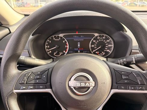 Certified 2024 Nissan Altima 2.5 SV FWD image 27