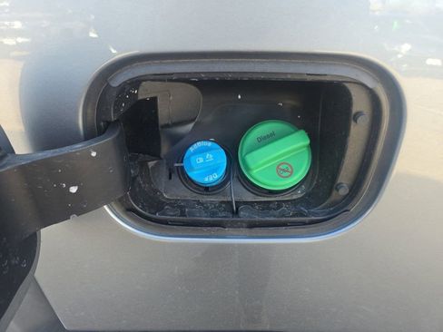 New 2026 GMC Sierra 3500 SLT w/ SLT Premium Package image 19