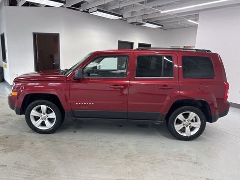 Used 2014 Jeep Patriot Latitude image 6