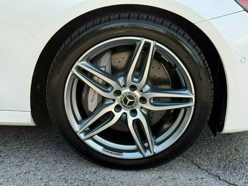 Used 2018 Mercedes-Benz E 300 4MATIC image 32