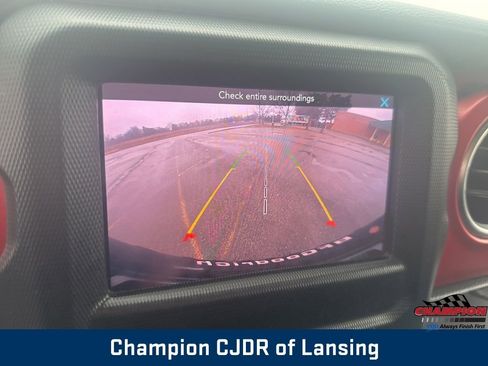 Used 2021 Jeep Wrangler Unlimited Rubicon w/ Cold Weather Group image 32