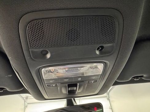 Used 2018 Audi Q3 2.0T Premium image 19