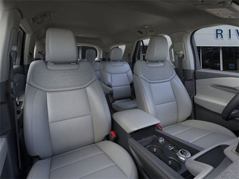 New 2026 Ford Explorer Active w/ Active Comfort Package image 10