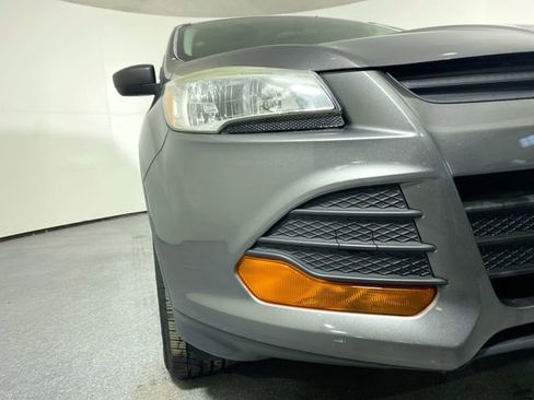Used 2013 Ford Escape S image 25