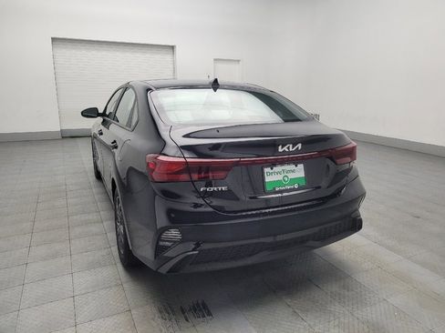 Used 2023 Kia Forte LXS image 5
