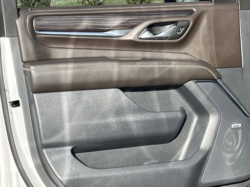 Used 2021 GMC Yukon Denali image 27