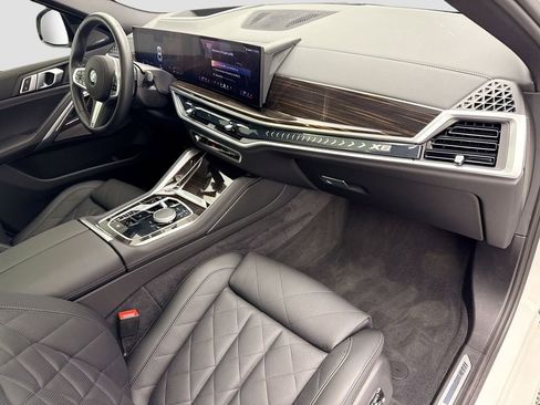 Used 2025 BMW X6 xDrive40i image 16