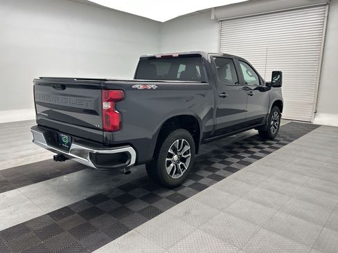 Certified 2024 Chevrolet Silverado 1500 LT AWD/4WD image 9