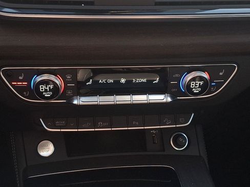 Used 2023 Audi Q5 e Premium Plus w/ Premium Plus Package image 16