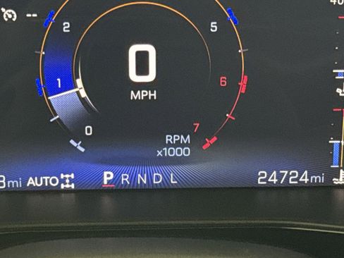 Used 2023 Chevrolet Colorado Z71 w/ Z71 Convenience Package 2 image 17