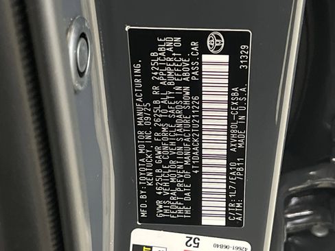 Used 2026 Toyota Camry SE image 34