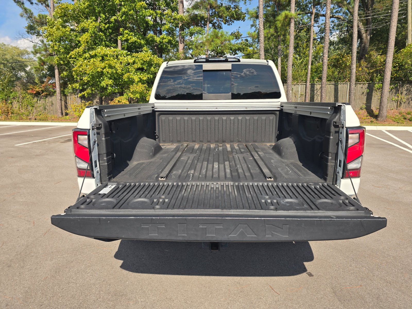Certified 2021 Nissan Titan PRO-4X w/ Pro-4x Convenience Package AWD/4WD image 12