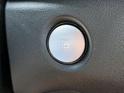 New 2026 Kia Sorento LX FWD image 30