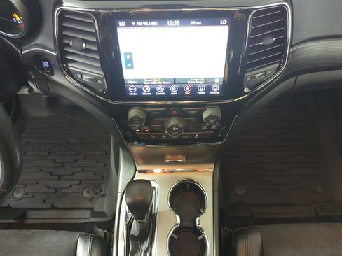 Used 2021 Jeep Grand Cherokee Laredo X RWD image 14