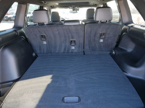 Certified 2024 Jeep Grand Cherokee Altitude image 28