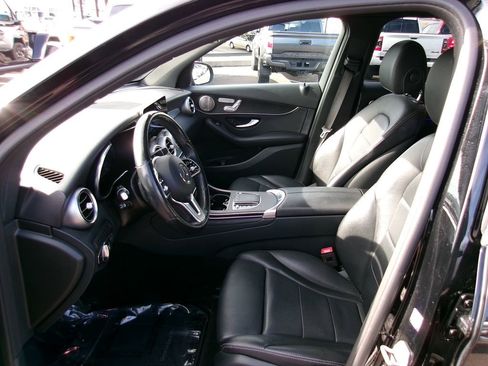 Used 2021 Mercedes-Benz GLC 300 GLC 300 image 8