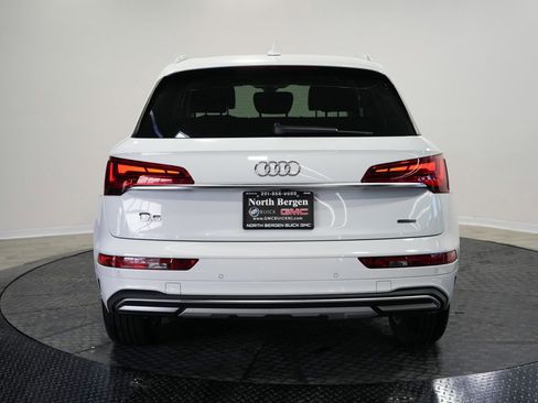 Used 2023 Audi Q5 2.0T Premium w/ Convenience Package AWD/4WD image 7