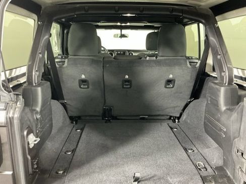 Used 2020 Jeep Wrangler Unlimited Sport S AWD/4WD image 27