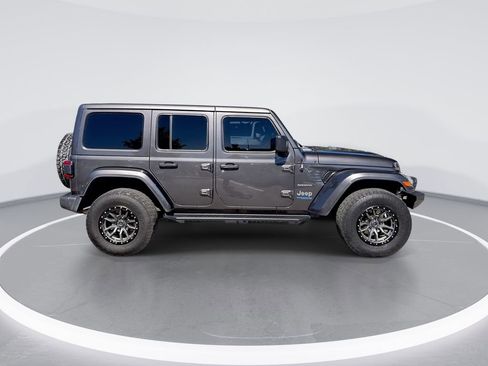 Used 2021 Jeep Wrangler Unlimited Sahara w/ Cold Weather Group image 8