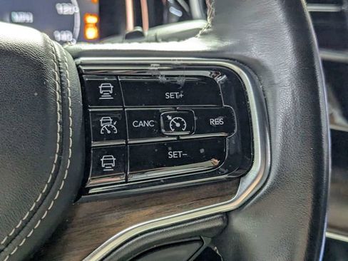 Used 2022 Jeep Grand Wagoneer Series II w/ Premium Group II AWD/4WD image 22