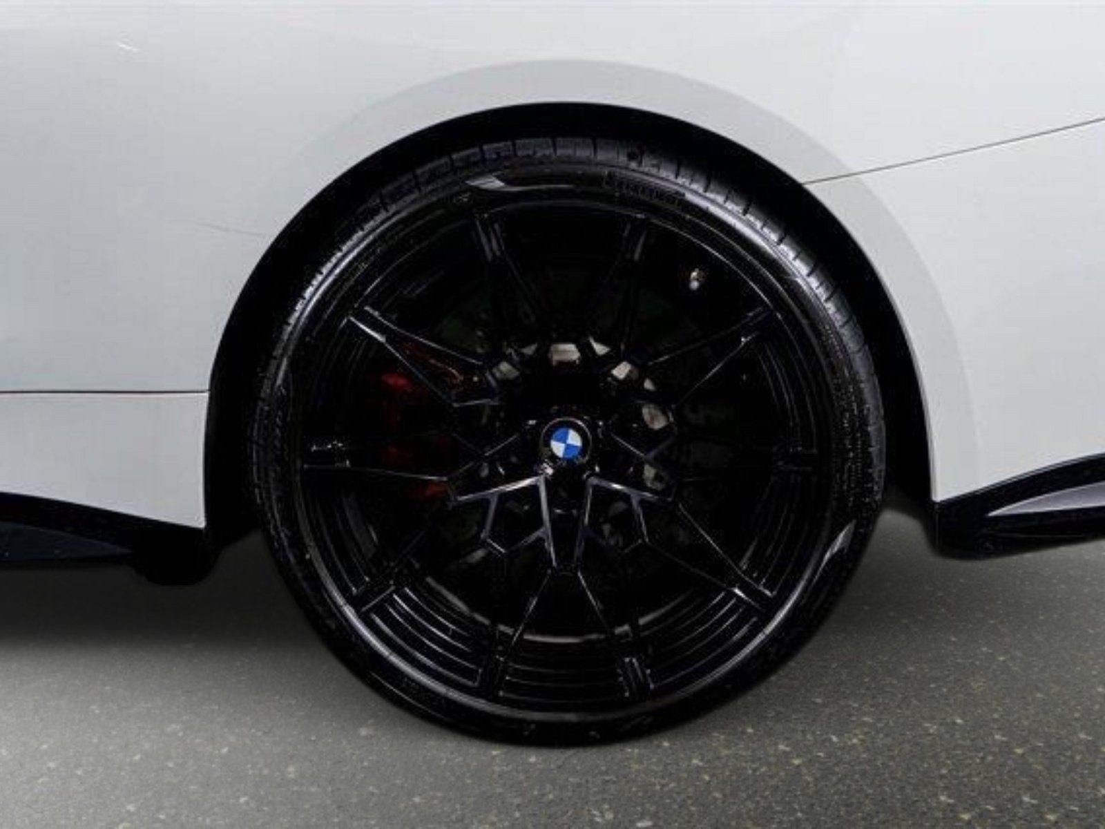 Used 2025 BMW M4 Coupe RWD image 18
