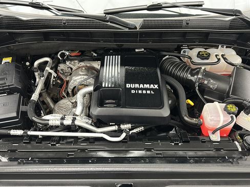 Used 2024 GMC Sierra 1500 AT4 w/ Technology Package AWD/4WD image 32