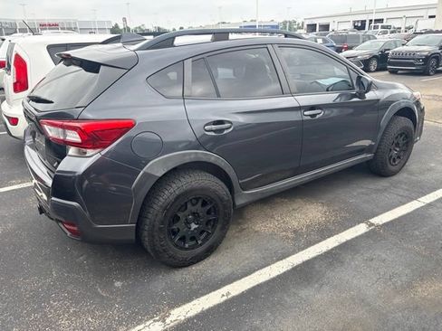 Used 2019 Subaru Crosstrek 2.0i Premium AWD/4WD image 6
