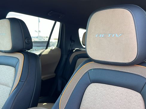New 2026 Chevrolet Equinox ACTIV w/ Convenience Package III AWD/4WD image 18