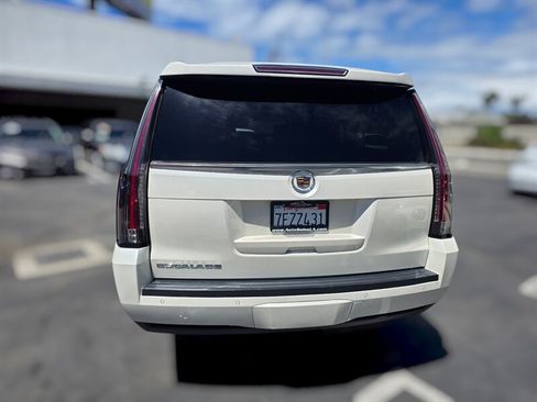 Used 2015 Cadillac Escalade ESV Luxury RWD image 10
