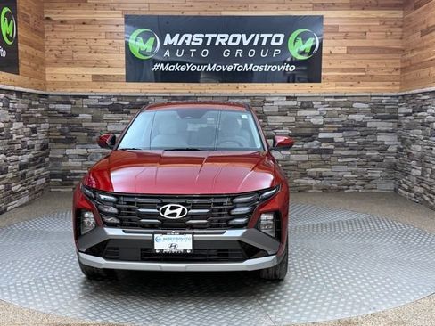 Used 2026 Hyundai Tucson SE AWD/4WD image 3