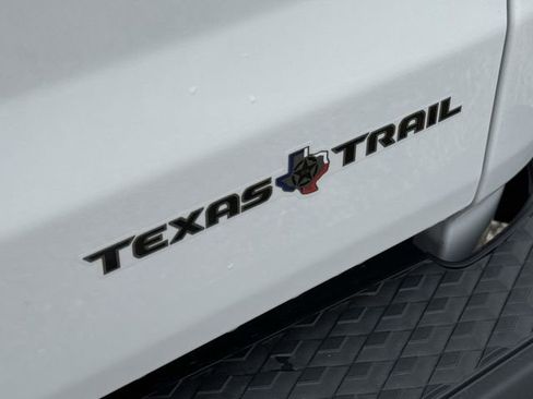 New 2026 Jeep Gladiator Mojave AWD/4WD image 10