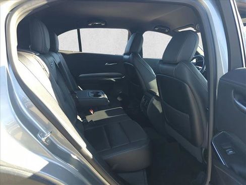 Used 2025 Cadillac XT4 Premium Luxury image 18