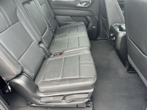 Used 2024 Chevrolet Suburban RST AWD/4WD image 20