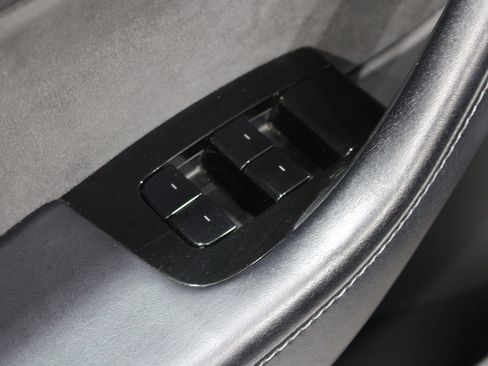 Used 2021 Tesla Model Y Performance AWD/4WD image 7