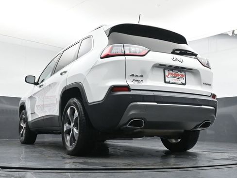 Used 2019 Jeep Cherokee Limited image 37