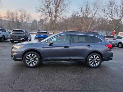 Used 2017 Subaru Outback 2.5i Limited image 5