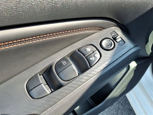 Used 2022 Nissan Altima 2.5 SR w/ Midnight Edition Package image 15