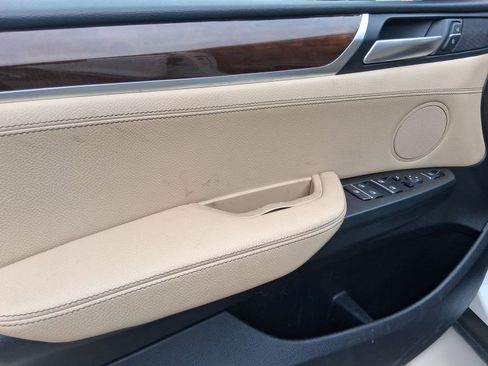 Used 2017 BMW X3 sDrive28i image 11