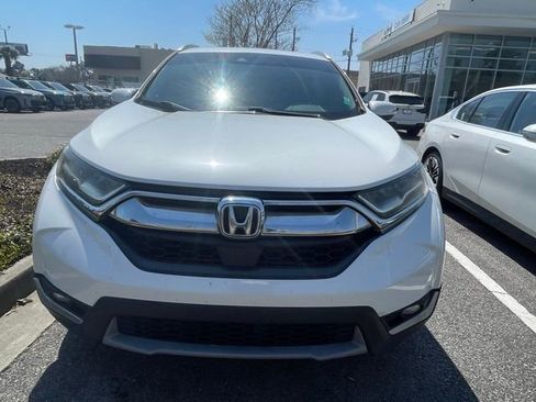 Used 2019 Honda CR-V Touring image 2