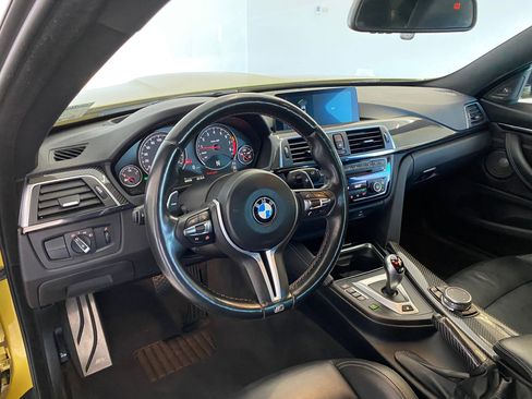 Used 2017 BMW M4 Coupe image 4