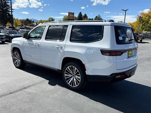 New 2025 Jeep Wagoneer Series II image 3