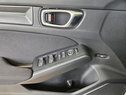 Used 2023 Honda Civic Sport image 27