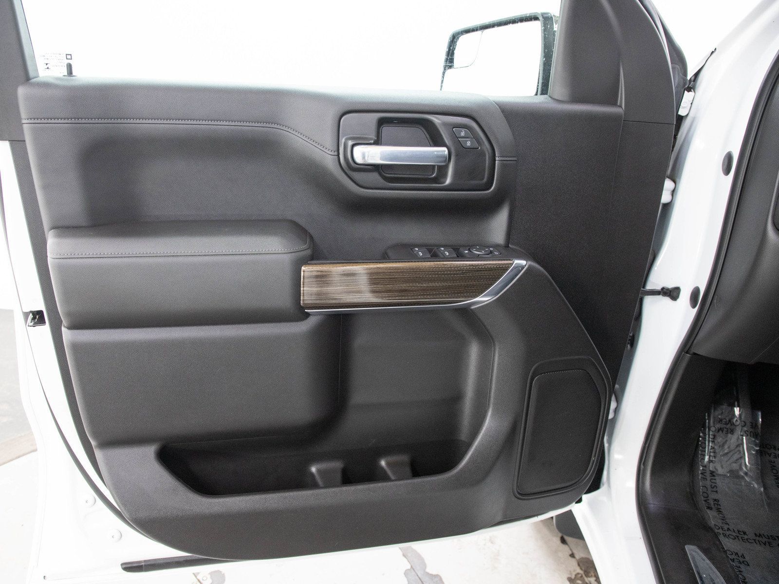 Used 2021 Chevrolet Silverado 1500 LT AWD/4WD image 20