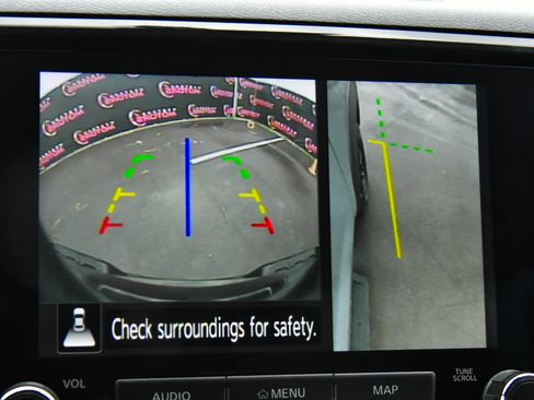 Used 2024 Nissan Frontier Pro-X w/ Pro Convenience Package image 19