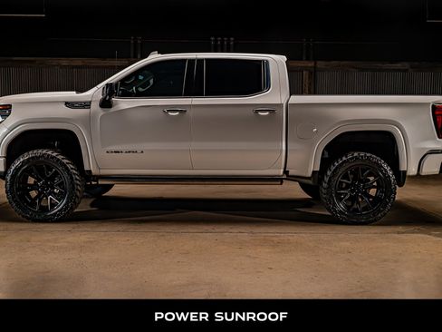 Used 2025 GMC Sierra 1500 Denali Ultimate AWD/4WD image 6