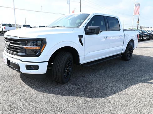 New 2026 Ford F150 XLT w/ Equipment Group 302A MID RWD image 9