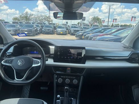 Used 2026 Volkswagen Taos S AWD/4WD image 29