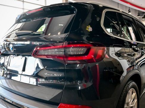 Used 2023 BMW X5 xDrive40i w/ Climate Comfort Package image 11