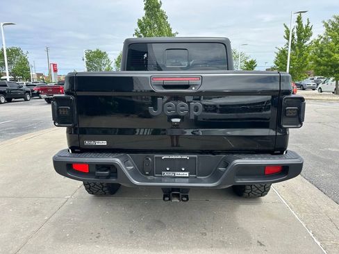 Used 2023 Jeep Gladiator Sport w/ Trailer Tow Package AWD/4WD image 7