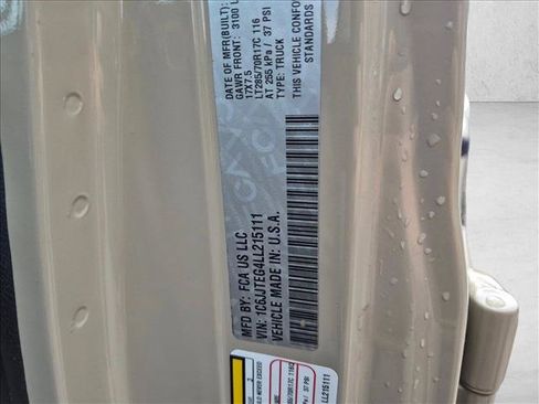 Used 2020 Jeep Gladiator Mojave AWD/4WD image 16